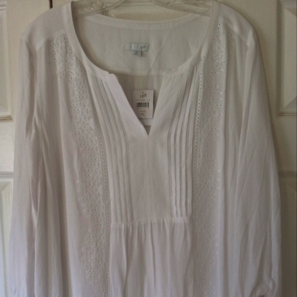 JJill poet blouse new with tags.